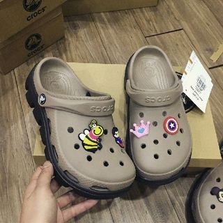 Jibitz-stick gắn dép Crocs