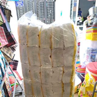 giấy vuông HoaMai giấy ăn loại trải bàn vệ sinh