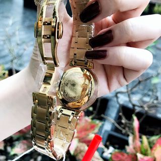 Đồng hồ nữ vesa màu đen