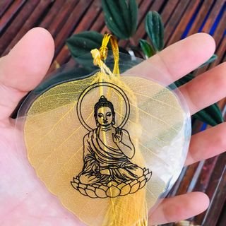 Lá Bồ Đề treo xe