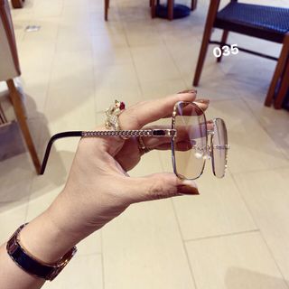 Mắt kính cao câp