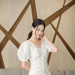 Đầm rút nhún cọt eo sau/ thời trang trá sỉ giá bán buôn