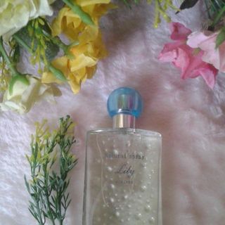 Nước hoa Lily