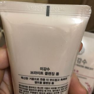 Sữa rửa mặt gạo hồng The Faceshop 100ml