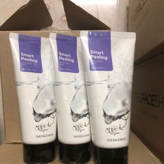 Tẩy da chết Ngọc Trai The Faceshop 120ml