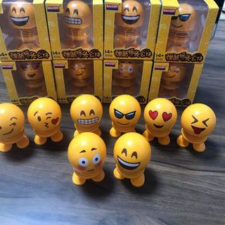 Thú nhún lò xo mặt cười
