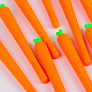 viết mực mực màu đen