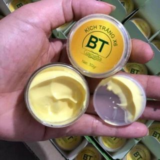 Kích Trắng X6 Cosmetic 

50k 1 Hủ Thiệt Là Quá Rẻ Cho 1 Quá Trình Làm Trắng Da

Trộn Kích Trắng X6 Với Kem Body Sẽ Giúp Trắng Nhanh Gấp 3 Lần Bình Thường

Tuy Nhiên Kích Trắng Ko Phải Dạng Tẩy Mạnh Làm Bào Mòn Da

Và Không Hề Kích Ứng Da Dù Có Trộn Với Loại Kem Nào

Lưu Ý Trộn Được Với Tất Cả Loại Kem Body Trừ Kem Face Nha Các Chệ
