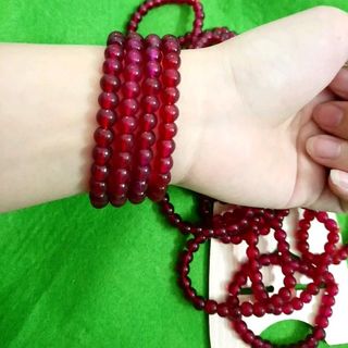 chuỗi đeo tay phong thủy 6li màu đỏ