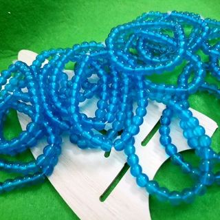 chuỗi đeo tay phong thủy 6li màu xanh biển