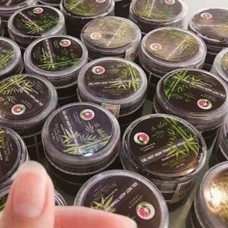 lột mụn than tre