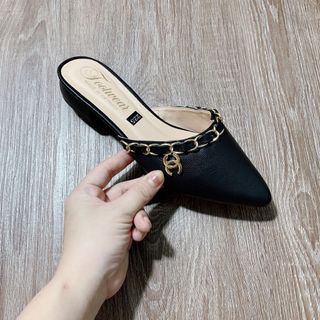 Dép sục da