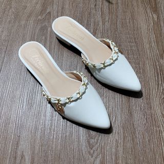Dép sục da