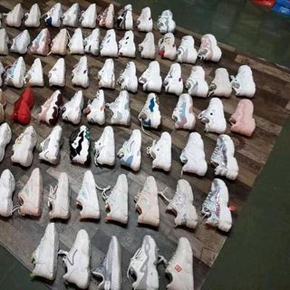 giày thể thao nữ qc