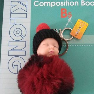 Móc khóa em bé ngủ