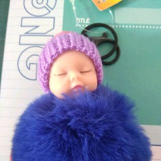Móc khóa em bé ngủ