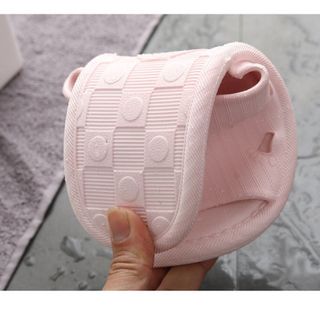 Dép Mang Trong Nhà Tắm Chống Trơn Tốt