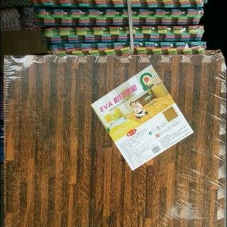 xốp dán tường
