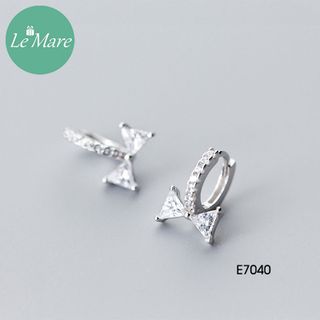 Khuyên Tai Sweet Bow Diamond E7040