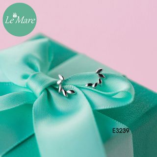 Khuyên tai vòng cung lá E3239