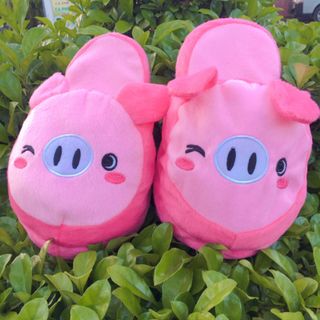 Dép lông heo hồng