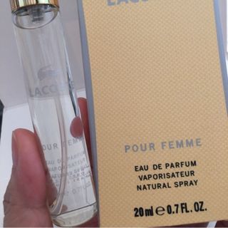 Nước hoa chiết 20ml hộp vuông