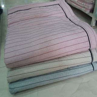 Chăn đũi xuất hàn có tag mác túi sịn