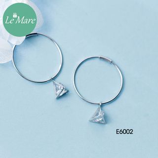 Khuyên tai tròn tam giác đá thả E6002