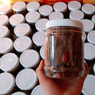 Me Lào chấm muối ớt