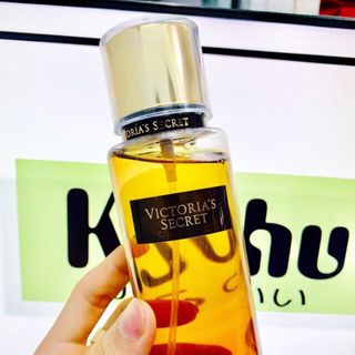 Xịt victoria chai tròn