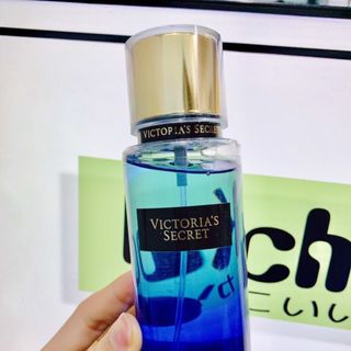 Xịt victoria chai tròn