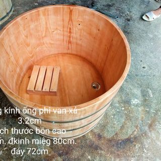 bồn tắm gỗ hình tròn