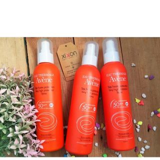 Xịt chống nắng Eau Thermale Avène Very High Protection Spray SPF 50 200ml giá sỉ