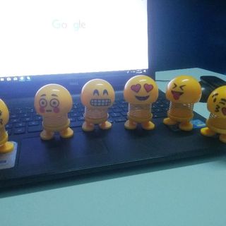 Emoji lò xo vui nhộn