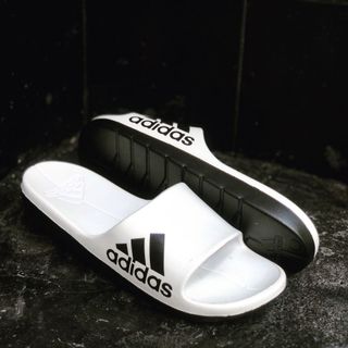Dép thể thao quai ngang