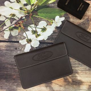 Ví đựng giấy tờ đăng kiểm xe ô tô có logo các hãng xe