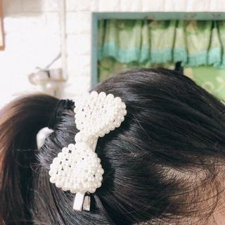 Kẹp hình nơ ngọc trai
