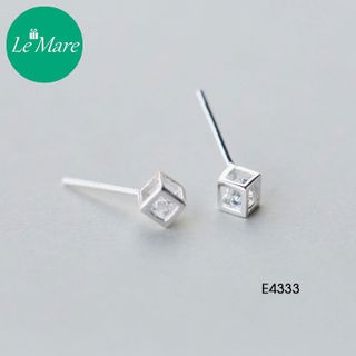 Khuyên hộp bạc E4333