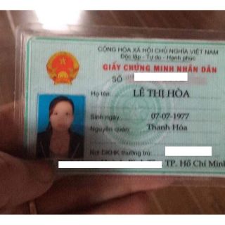 6 chai bạch hoa hồng