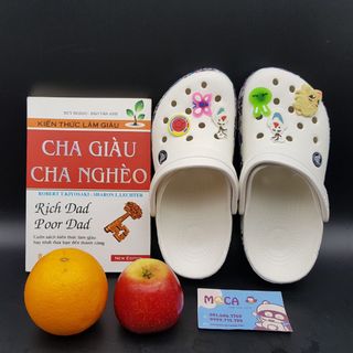 Dép crocs trắng hoạ tiết