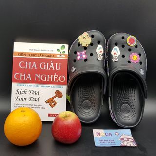 Dép crocs Đen hoạ Tiết