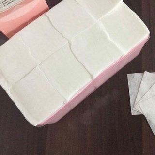 Bông tẩy trang Laneila hộp 1000 miếng