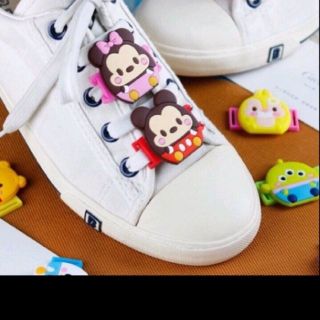 nút hình sticker gắn giày