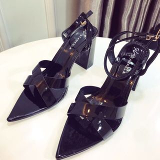 Giày sandal mui nhọn da