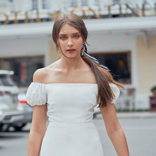 ĐẦM BẸT VAI ĐAN DÂY LƯNG