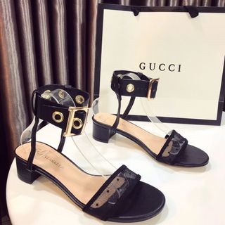 Giày sandal phối lưoi