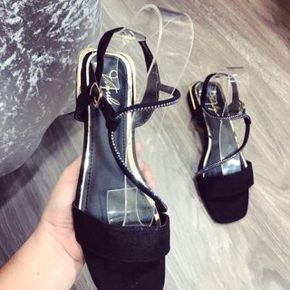 Giày sandal quai day