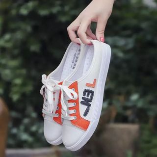 Bata sục phối màu