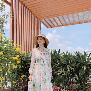 ĐẦM HOA CỘT NƠ CỔ