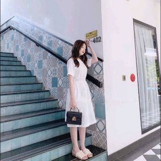 Đầm trắng tiểu thư bo eo